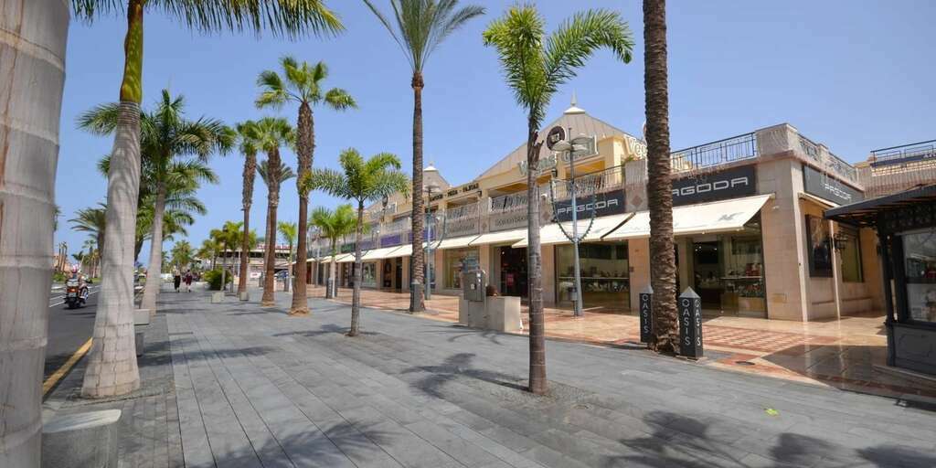 Business - Playa de Las Américas - Centro Comercial Oasis
