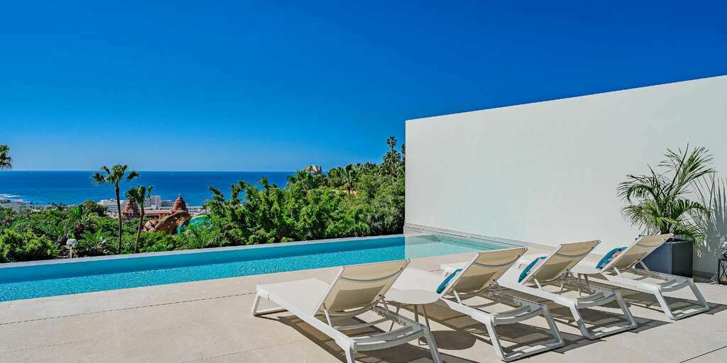 Villa di 3 Camere - San Eugenio Alto - Siam Blue