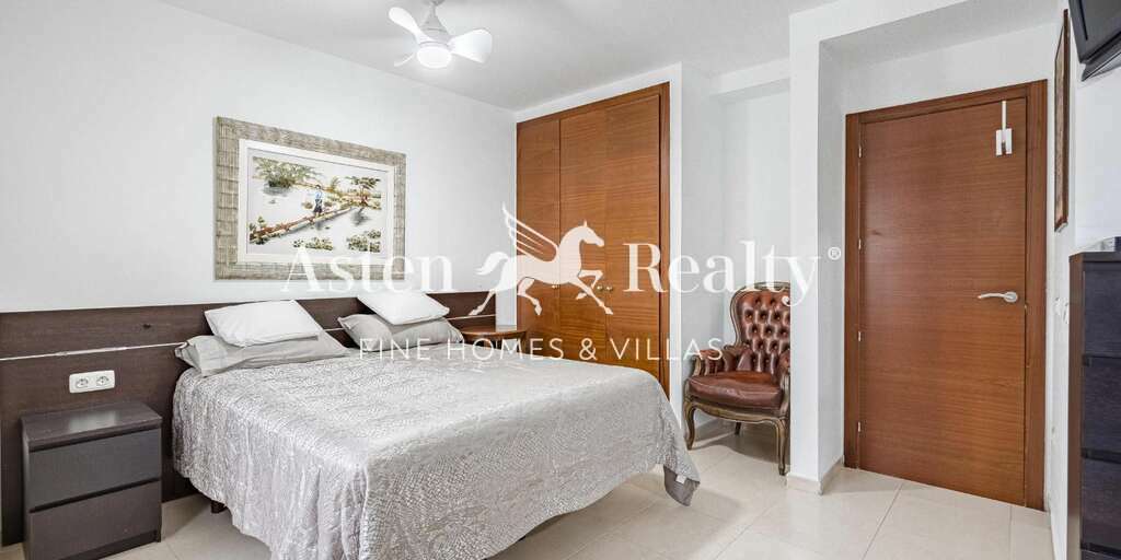 3 Bedroom Townhouse - Parque de la Reina