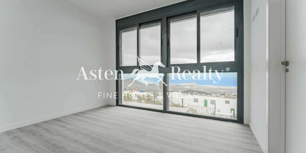 3 Bedroom Townhouse - San Miguel