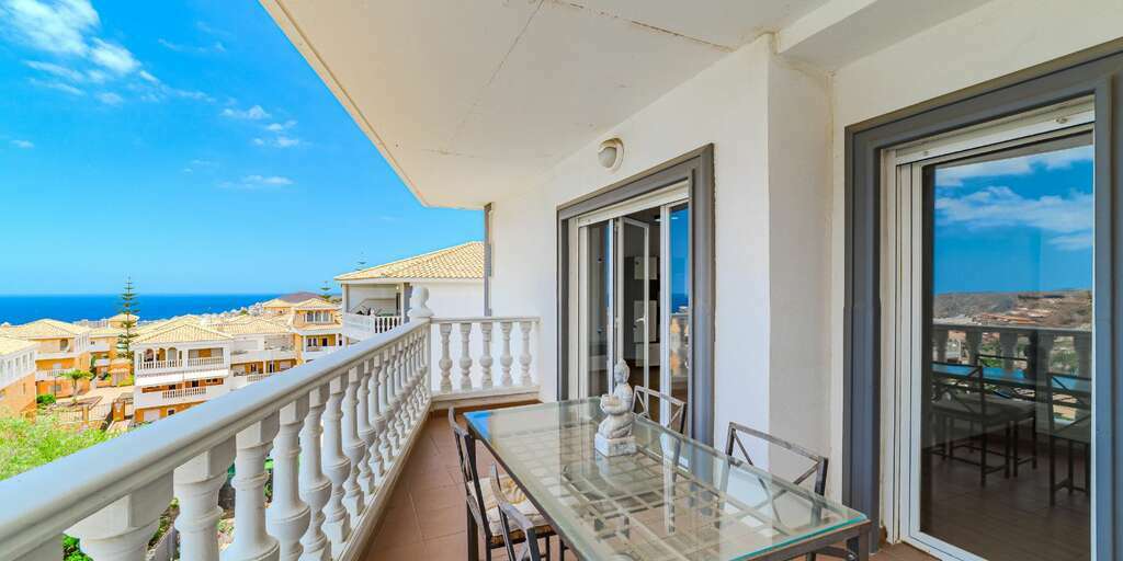3 Bedroom Penthouse - Los Cristianos - Vista Hermosa