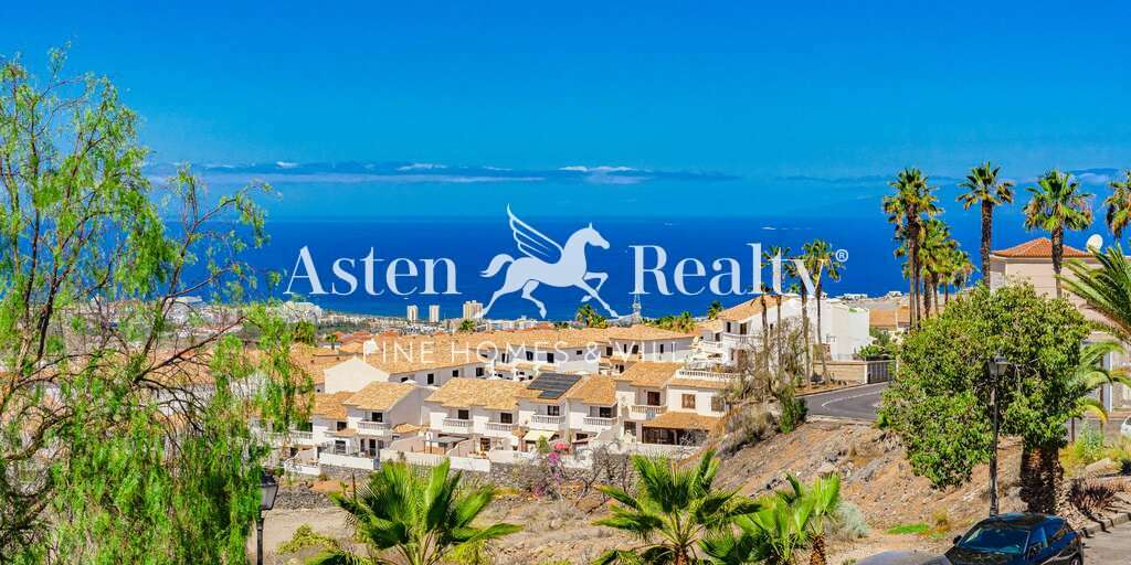 Adosado de 2 dormitorios - Chayofa - Las Lomas