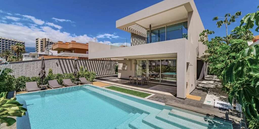 Luxury 4 Bedroom Villa - Playa de Las Américas