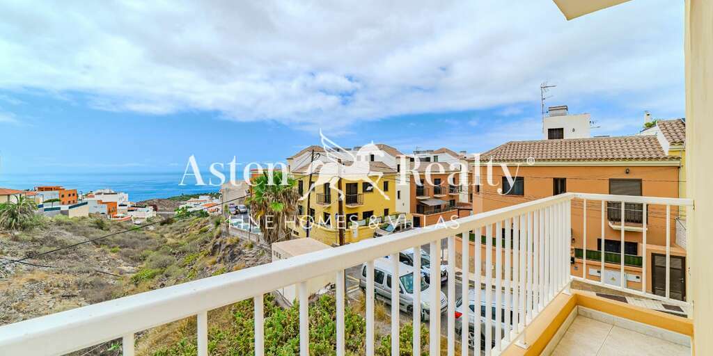 2 Bedroom Penthouse - Tijoco Bajo