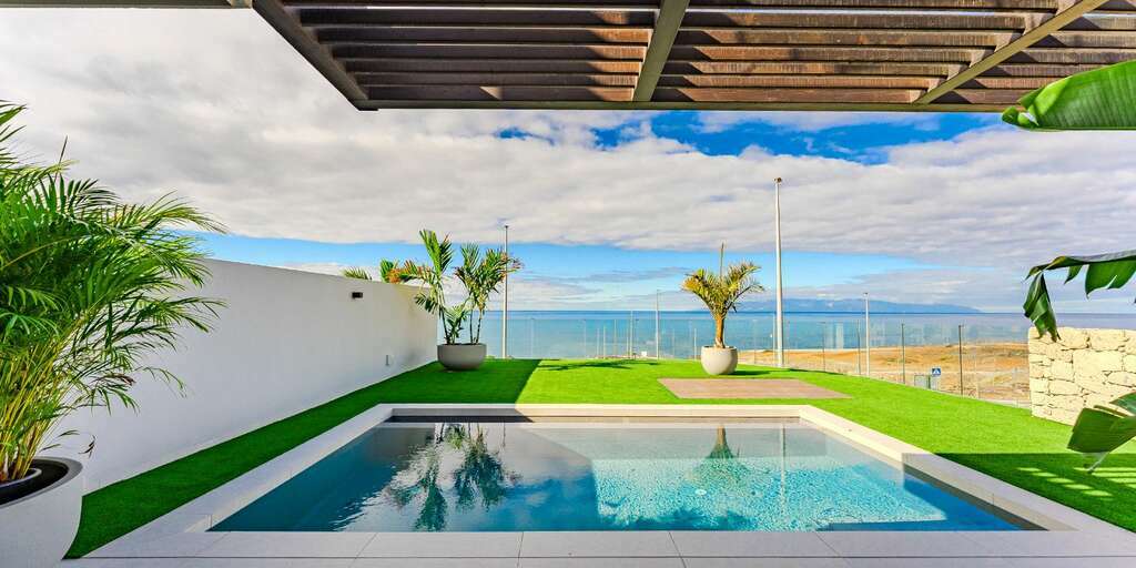 2 Bedroom Apartment - Callao Salvaje - Iconic