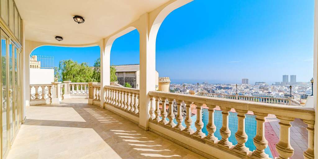 Villa di 8 Camere - Santa Cruz