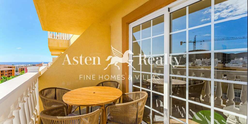 3 Bedroom Penthouse - Palm Mar - Residencial Primavera