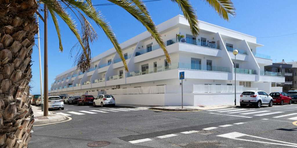 2 Bedroom Apartment - Los Abrigos