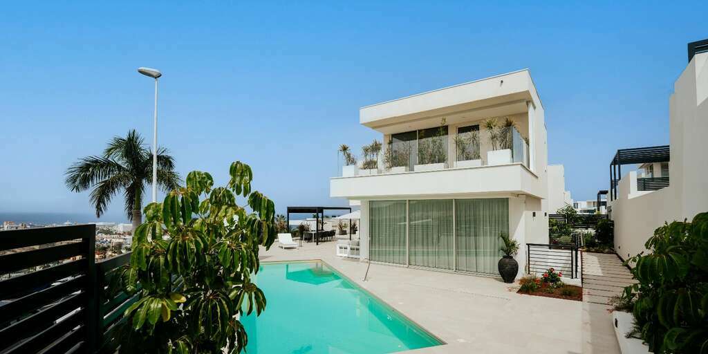 Luxury 3 Bedroom Villa - San Eugenio Alto - Serenity Luxury Villas