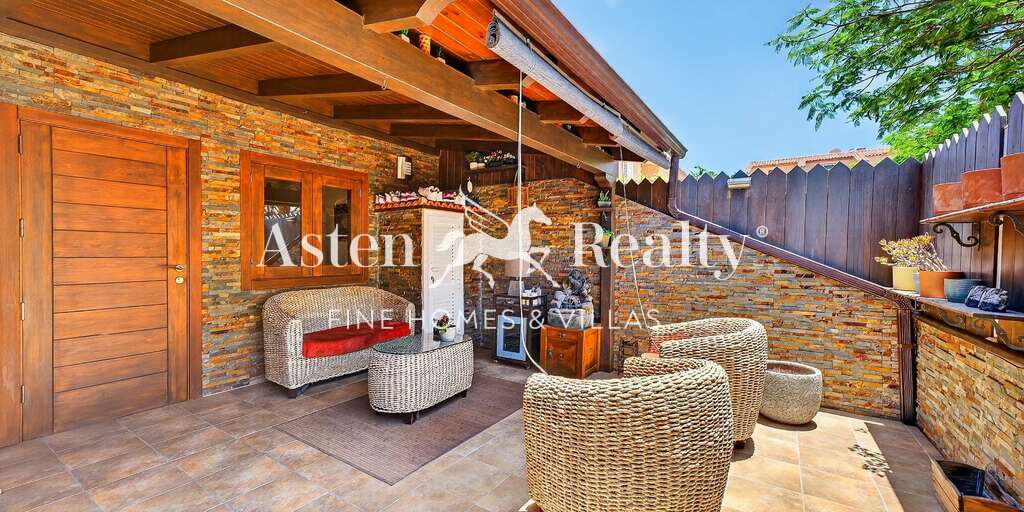 3 Bedroom Duplex - Torviscas Bajo - Oasis Dakota