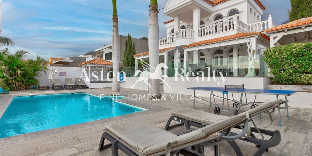 4 Bedroom Villa - El Madroñal