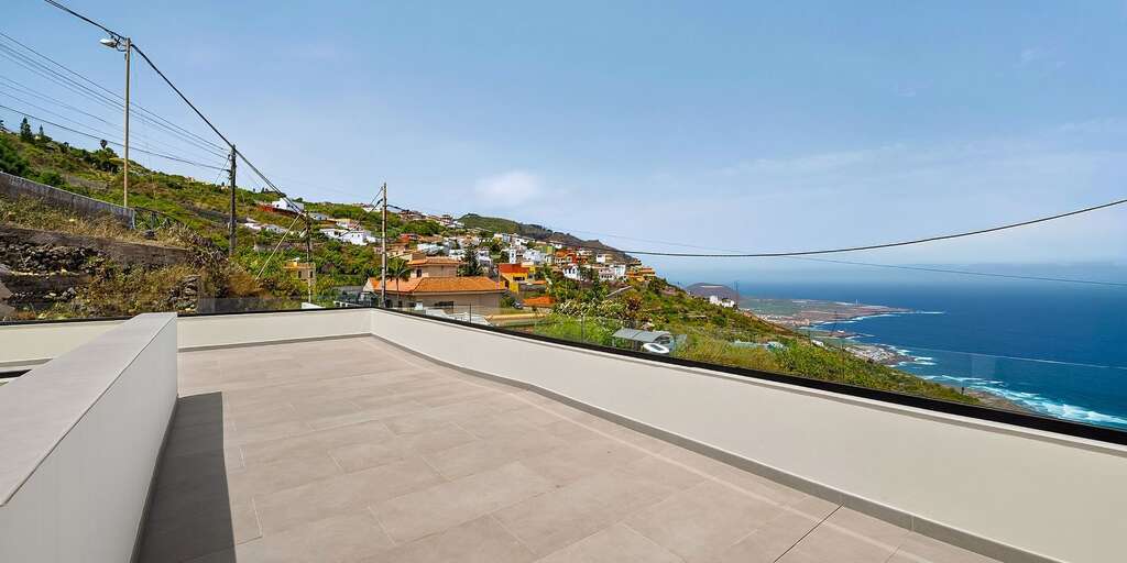 3 Bedroom House - El Tanque