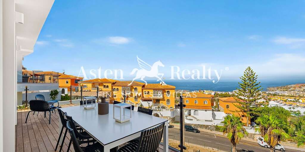 Luxury 3 Bedroom Villa - San Eugenio Alto - La Tagora