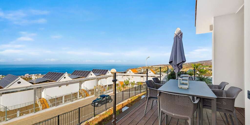Luxury 3 Bedroom Villa - San Eugenio Alto - La Tagora